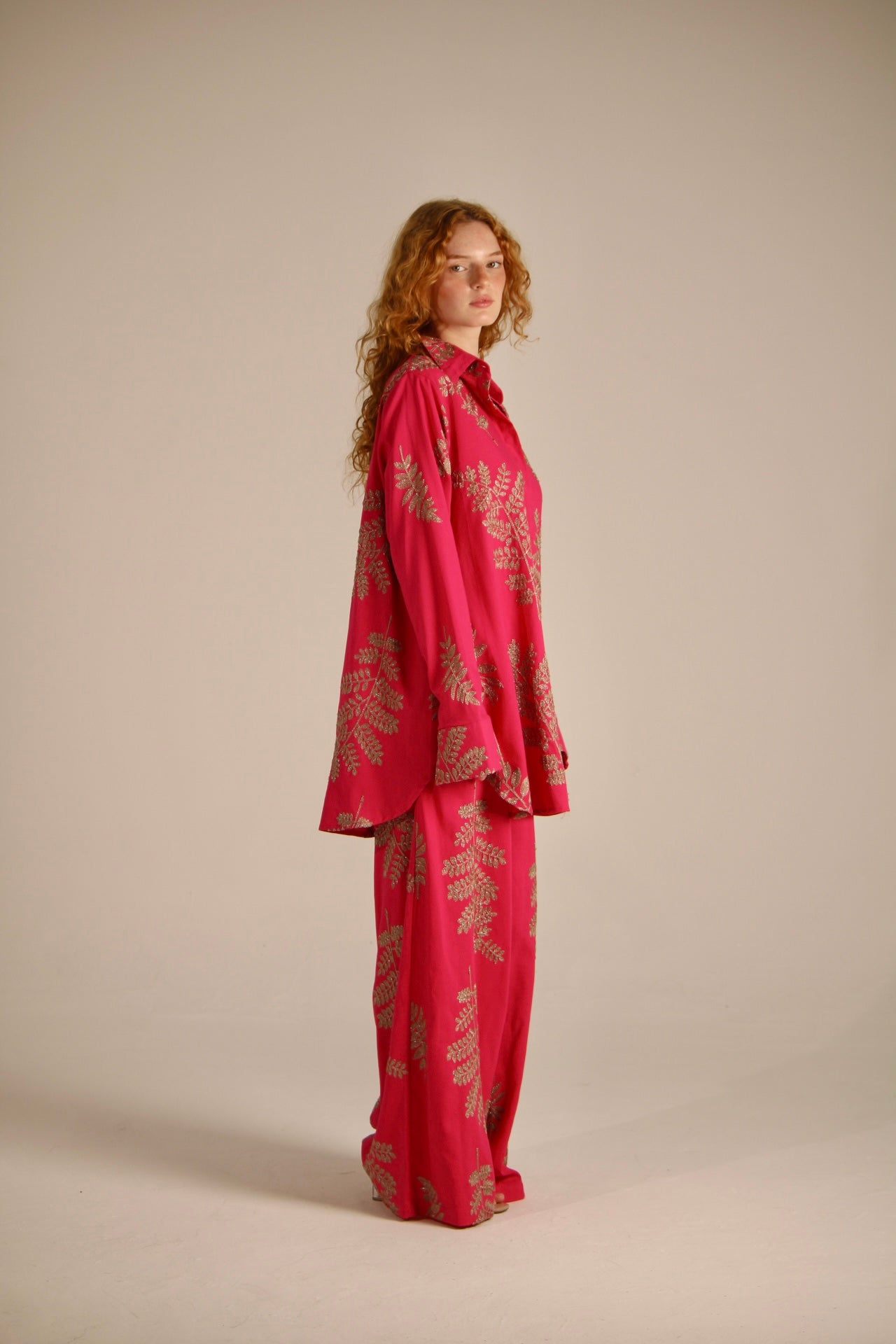 PANTS WITH GOLD EMBROIDERY