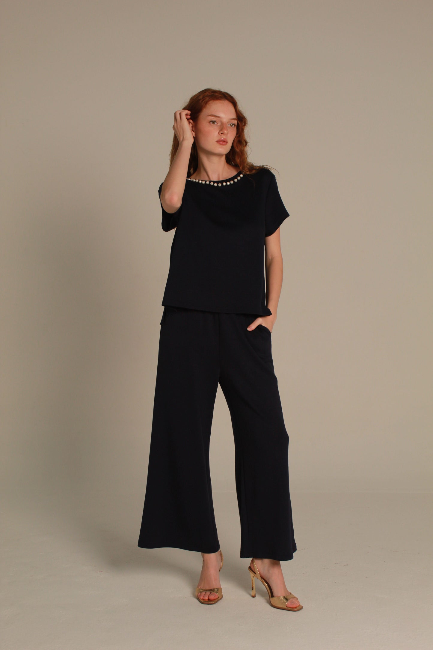 Pearl Knit Top — Black & Pearl.