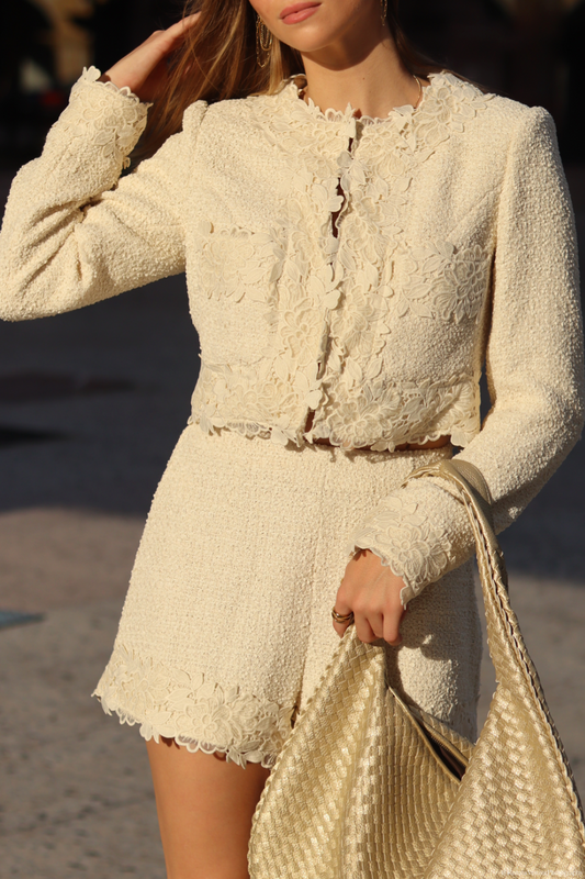 Cropped Tweed Beige Blazer with Embroidery