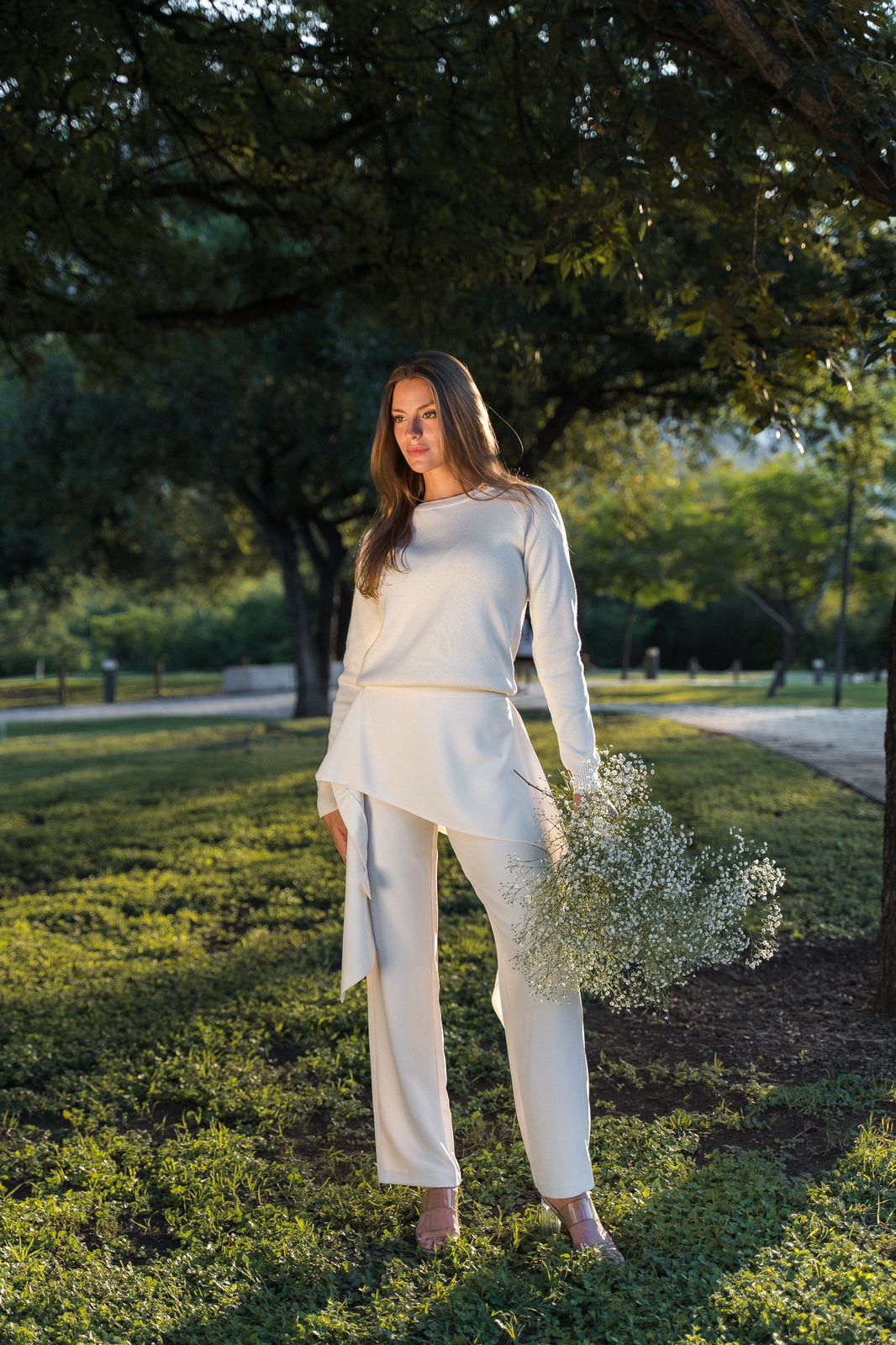 Beige Pants With Side Ruffle