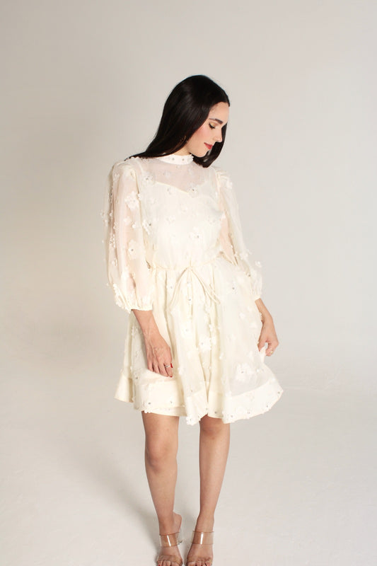 BEIGE SHORT DRESS WITH FLOWERS