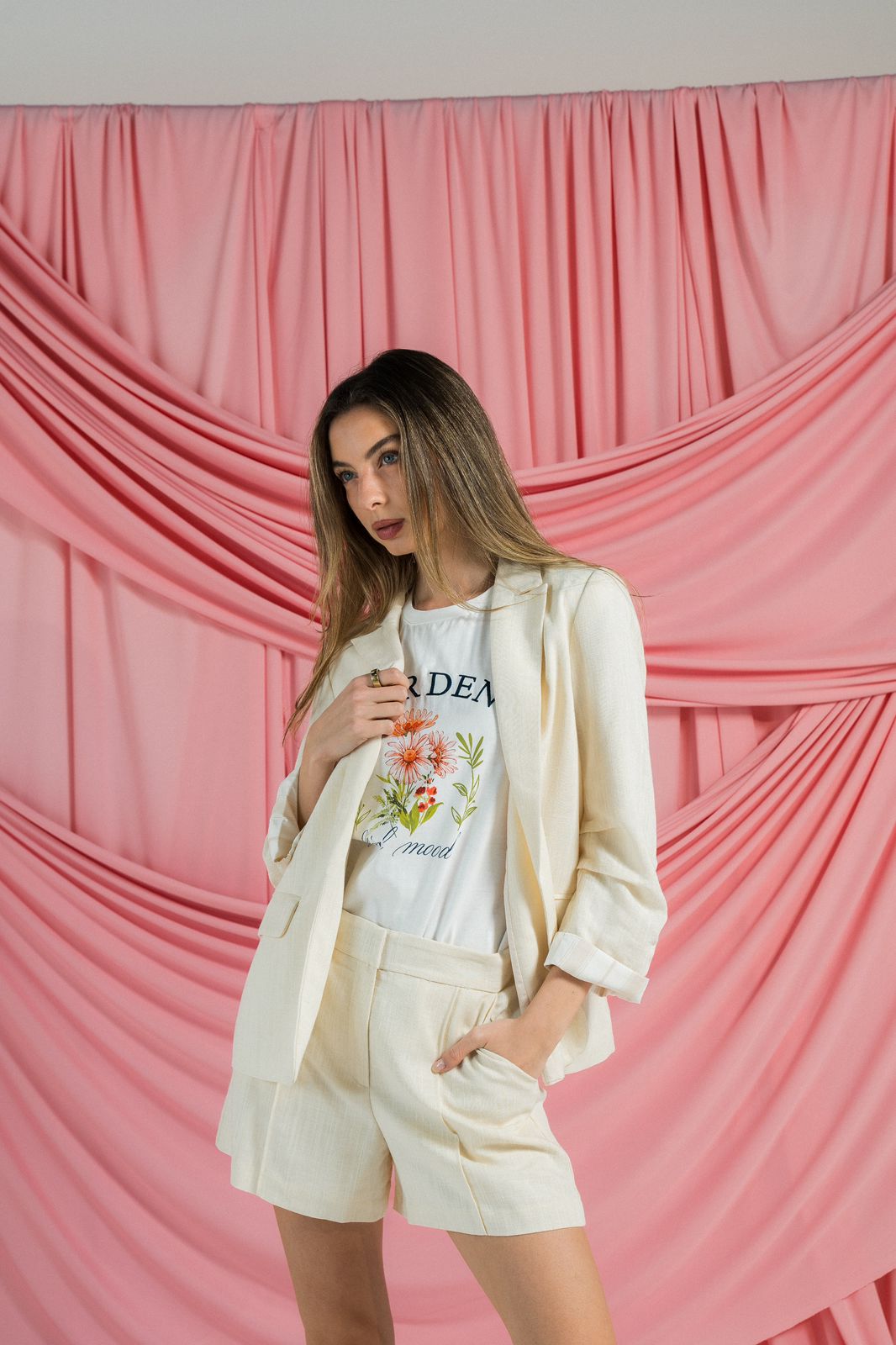 The Ivory Linen Blazer